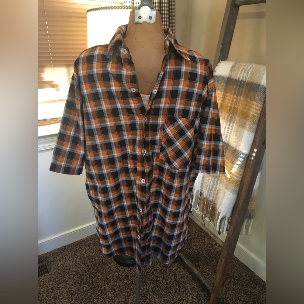 Silver Needle Men’s Size Large Plaid Collared Button Up